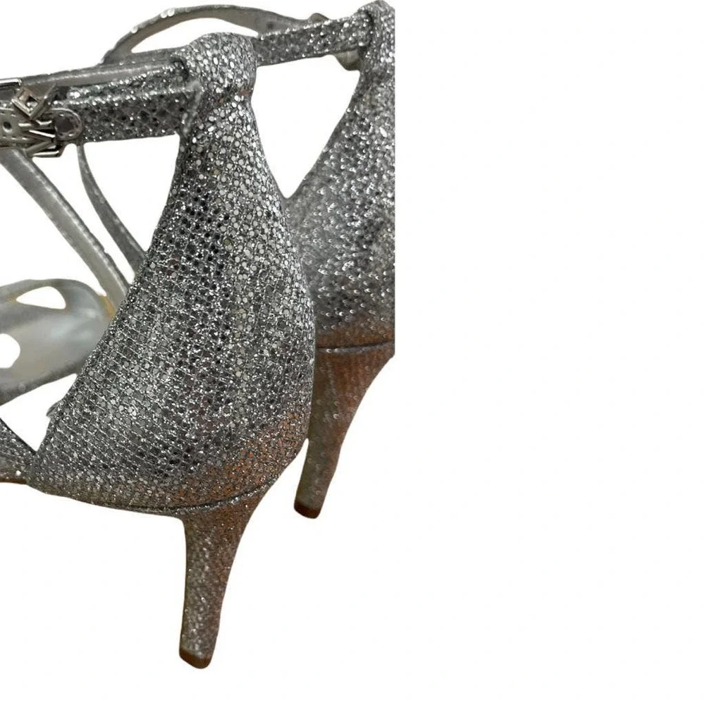 👡💥MICHAEL KORS💥👡 NEW in BOX Heels Silver - Picture 4 of 7